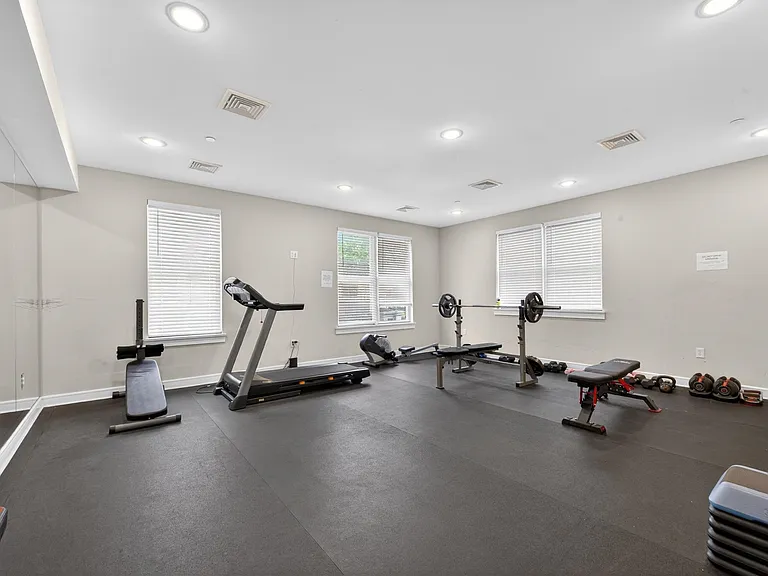 974 Summit Ave #409 — Photo 26