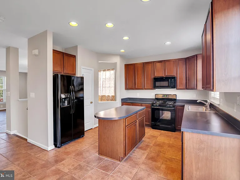 9240 Cascade Falls Dr — Photo 8