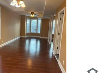 37 S Whipple St #2, Chicago, IL 60612