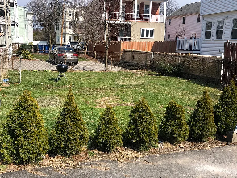 87 Beech St #3 — Photo 18
