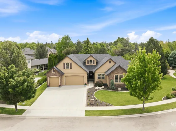 685 W Watermoor Ct, Eagle, ID 83616