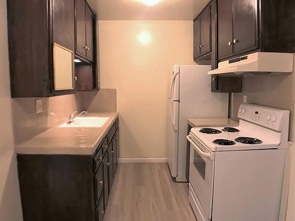 5th image of 237 Kennebec Ave APT 10