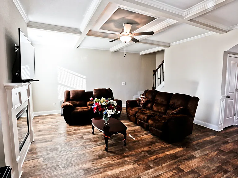 1076 Black Oak Cir — Photo 10