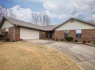 5145 Arkanshire Cir, Springdale, AR 72764