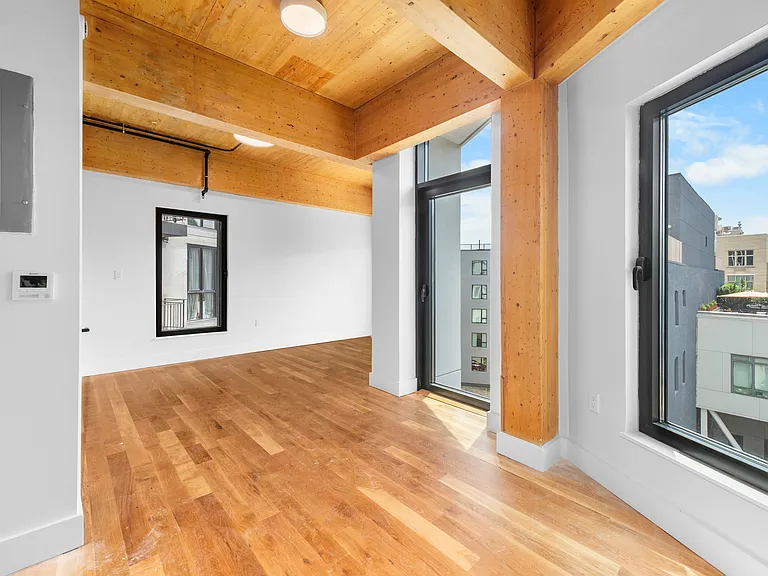 80 Ainslie St #402 — Photo 3