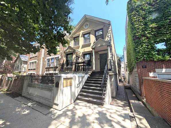 1835 N Bissell St APT 2R, Chicago, IL 60614