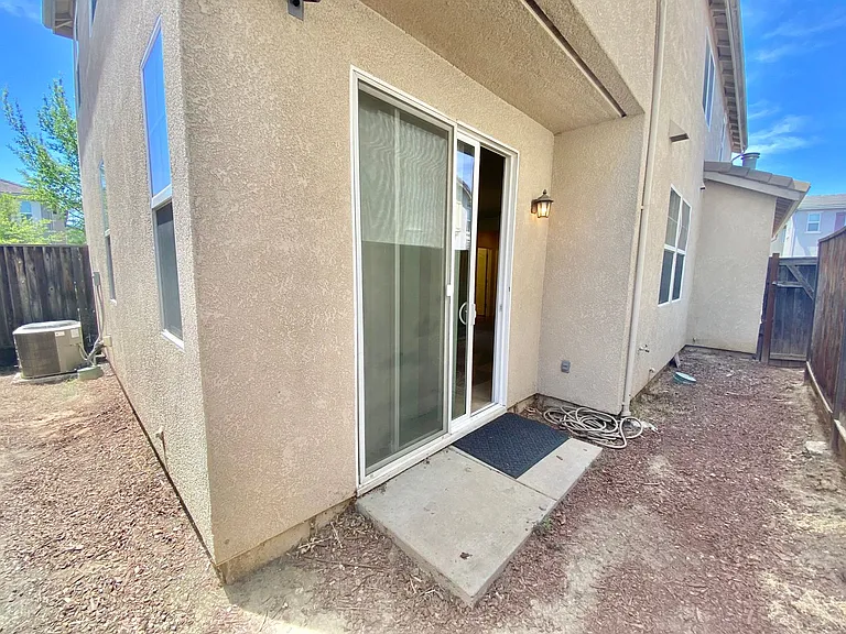 620 Candela Cir — Photo 28