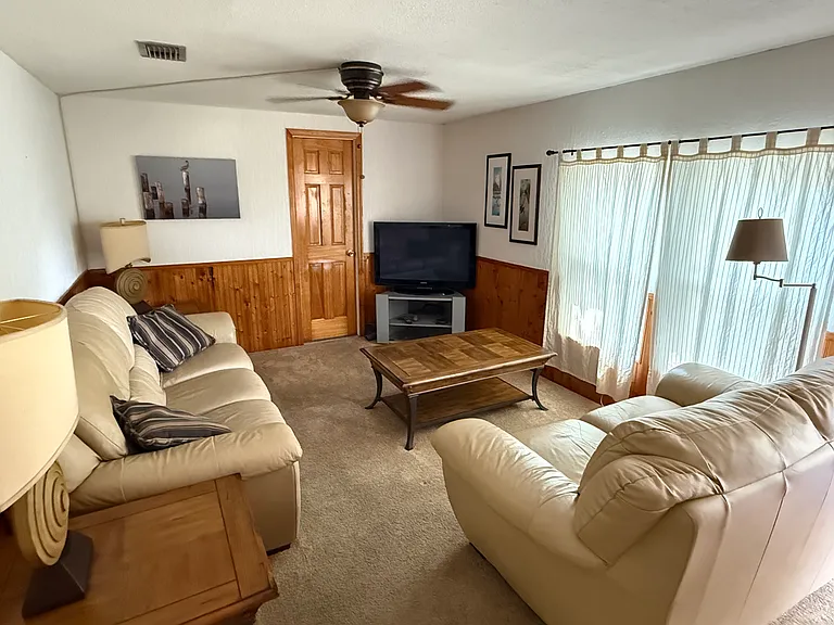 10033 SW 182nd Ct — Photo 6