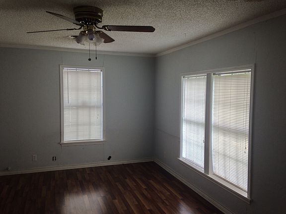 4th image of 3019 Gene Ln