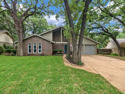 2012 S Meadow Way Cir, Arlington, TX, 76015