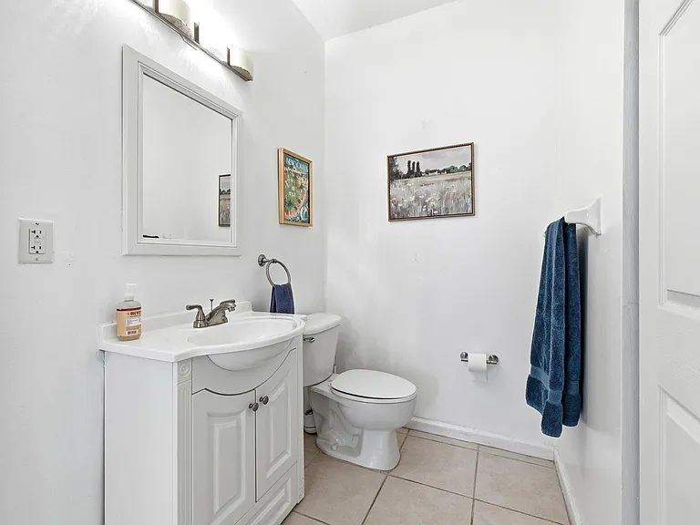 13533 Fountain View Blvd — Photo 8
