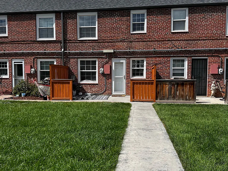 2808 Jasmine St — Photo 30