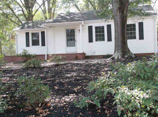 807 Bailey Ave, Pendleton, SC 29670