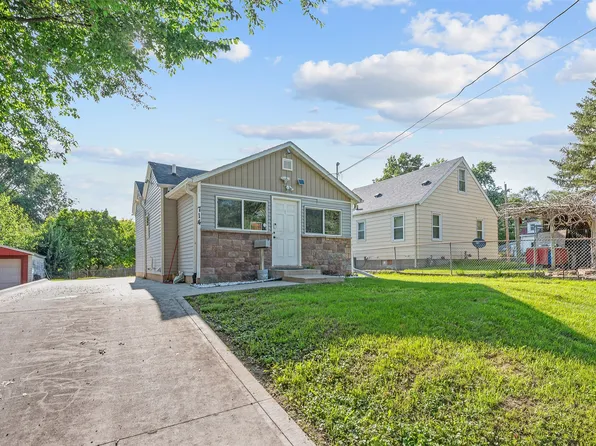 714 E 27th St, Des Moines, IA 50317