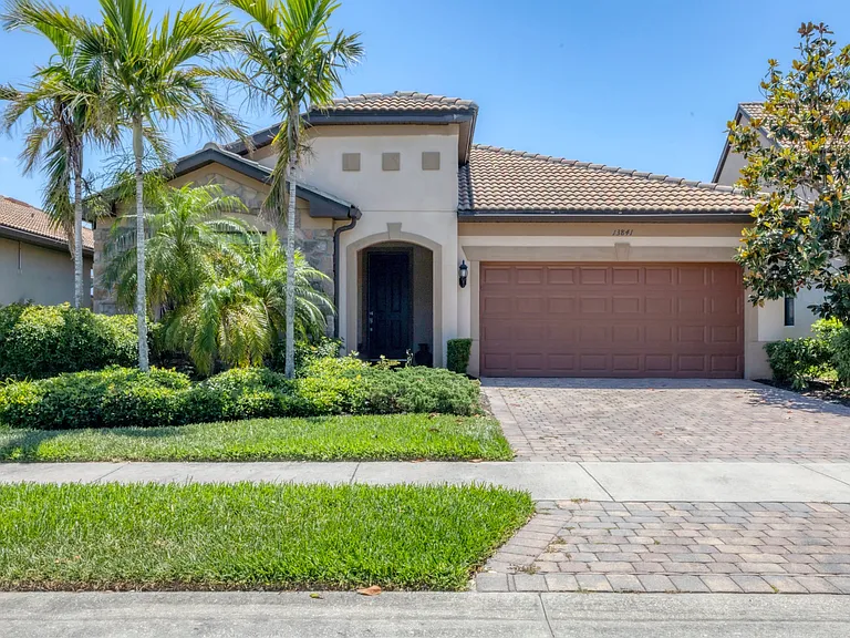13841 Rinuccio St — Photo 48
