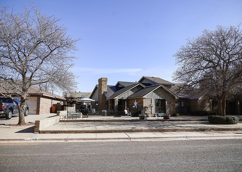 1st image of 2306 SW Avenue B