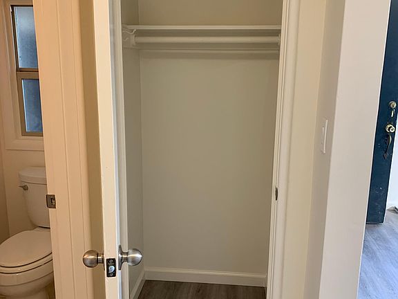 5th image of 2832 Nicholl Ct #2832