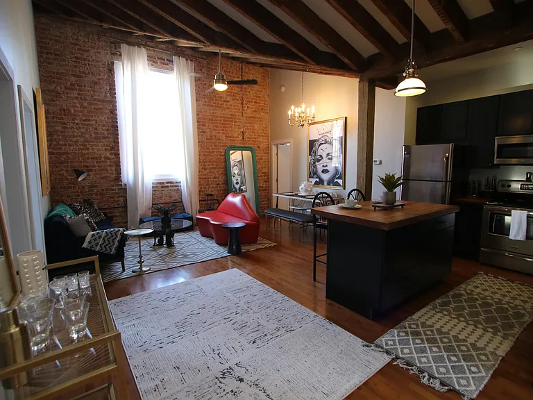 709 Jackson Ave #201 — Photo 1