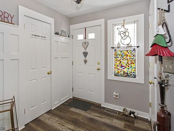 4th image of 108 Carriage Ln #108