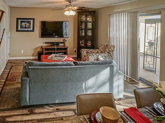 5th image of 9809 Sepulveda Blvd Unit 6