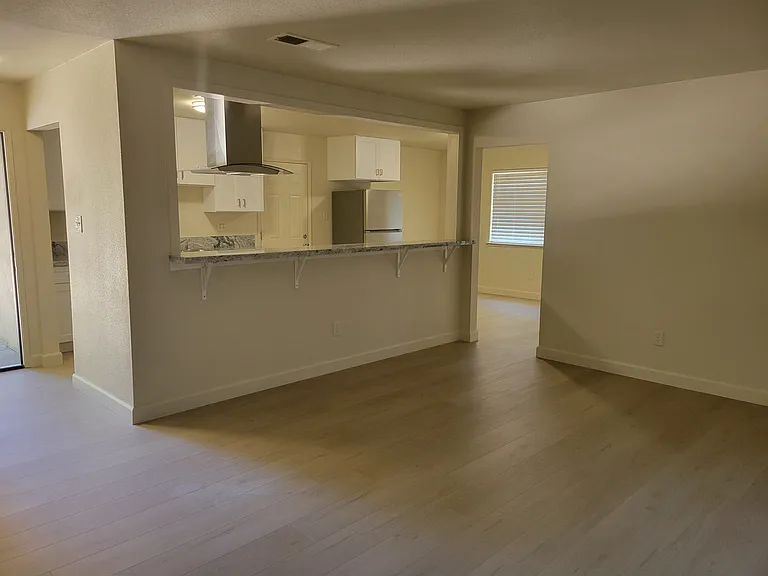1825 Ellison Dr — Photo 5