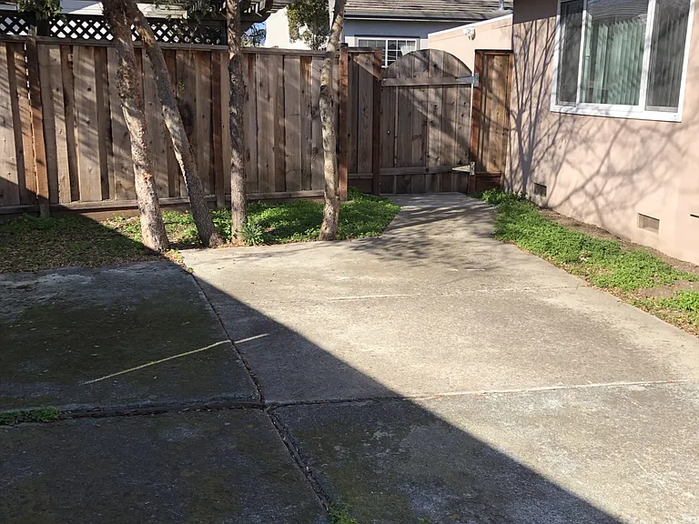 10235 University Way #10235 — Photo 2