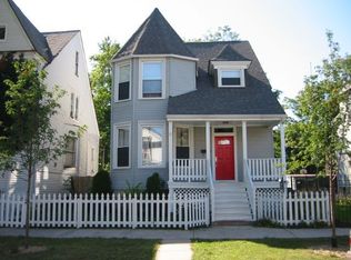 826 N Lockwood Ave, Chicago, IL