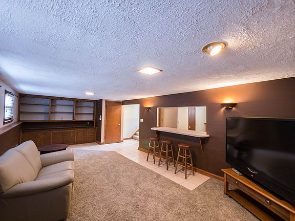 5th image of 9827 W Grantosa Dr