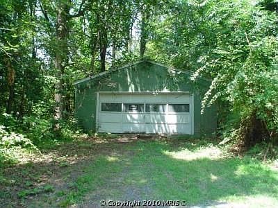 2nd image of 107 Cherrywood Ln