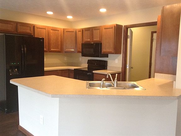 4th image of 5692 Cottonwood Dr