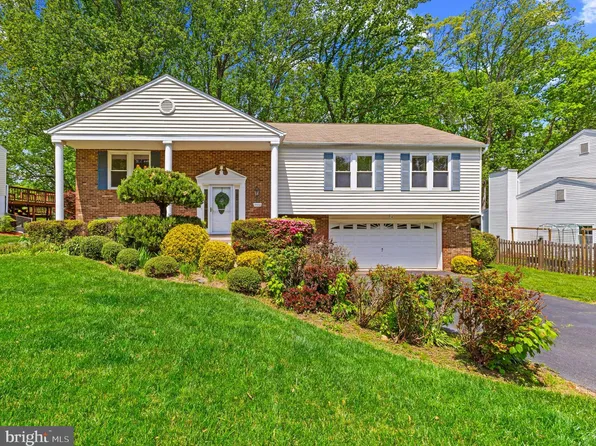 9506 Burning Branch Rd, Burke, VA 22015