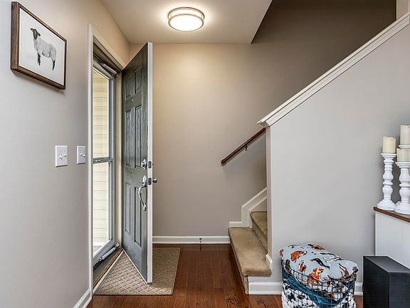 4th image of 1004 Applecross Dr