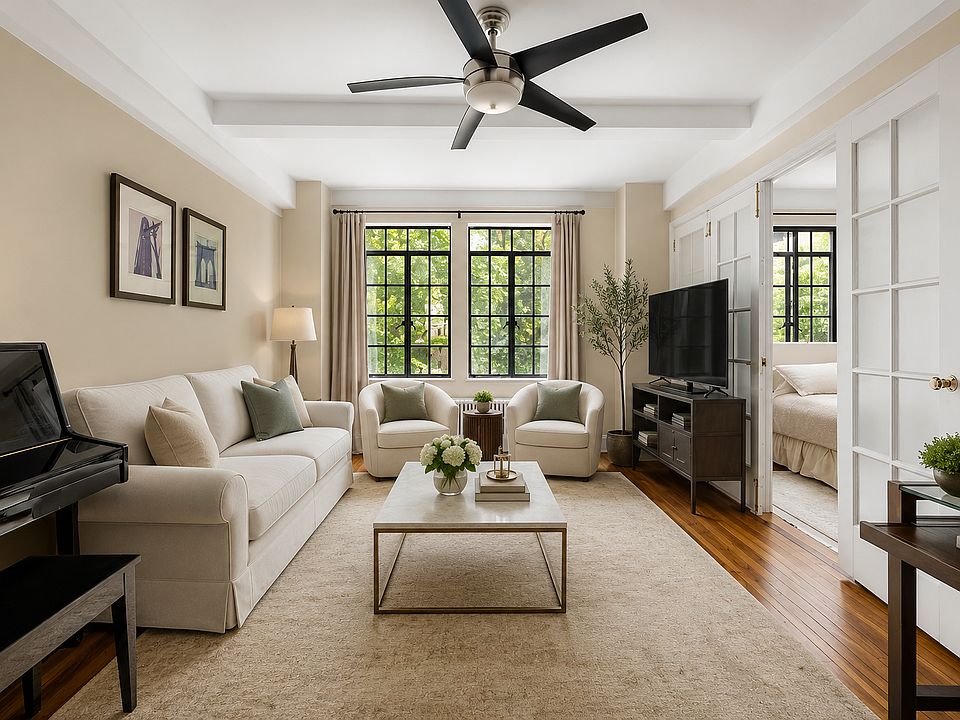 1st image of 25 Tudor City Pl APT 304