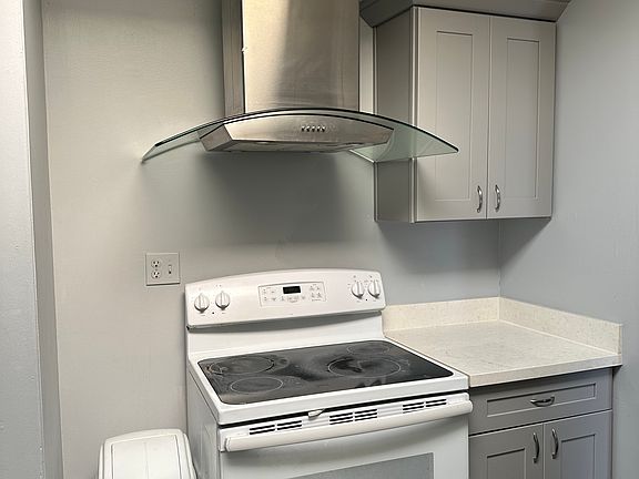 5th image of 4161 Wilkie Way