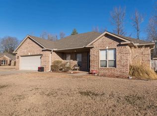 300 Austin Creek Dr, Austin, AR 72007