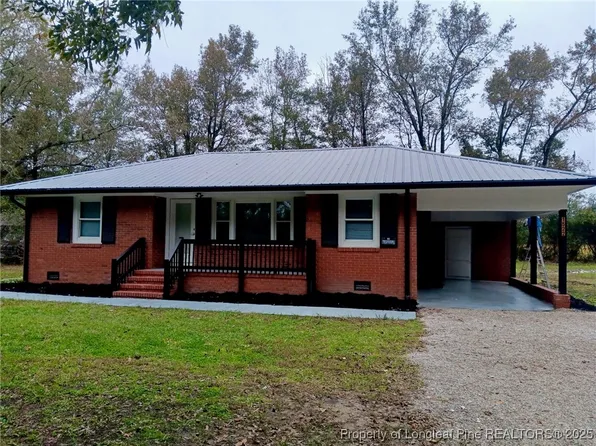 1522 Mary C Rd, Saint Pauls, NC 28384