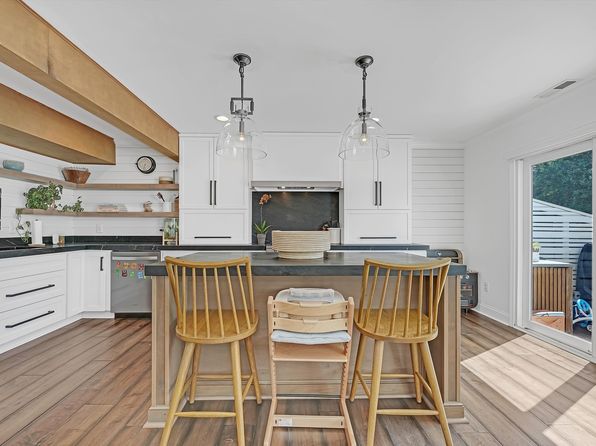 127 Driftwood Ct