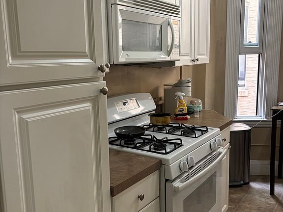 3rd image of 8 Garrison St #511A