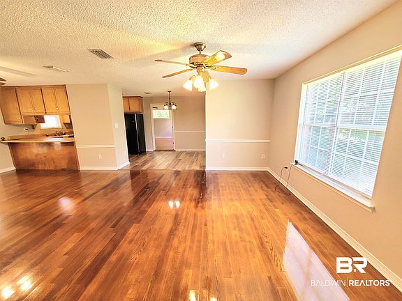4th image of 521A Volanta Ave