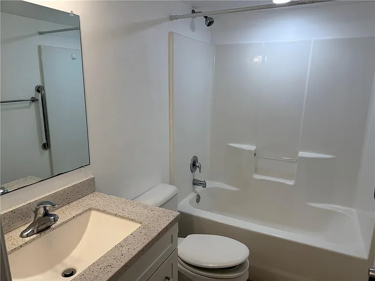 412 Hickory Walk — Photo 22