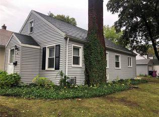 46 Sheraton Dr, Rochester, NY 14616