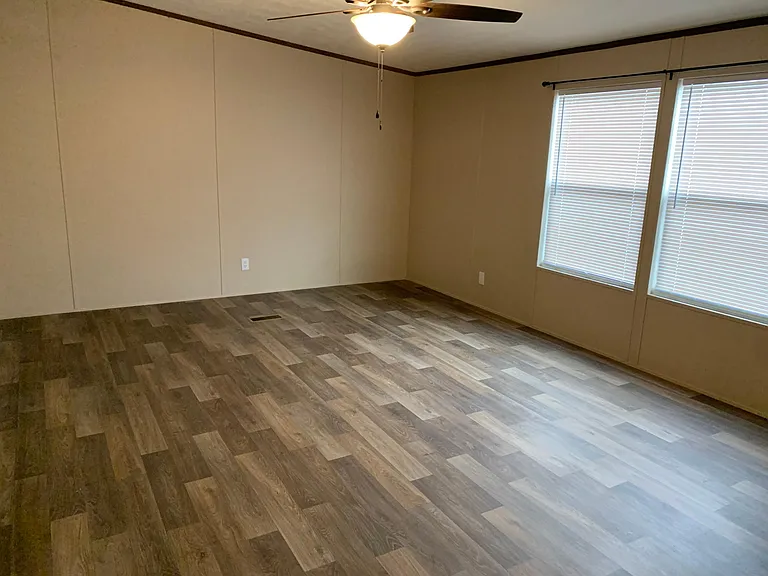 306 Lakanwood Ln — Photo 12