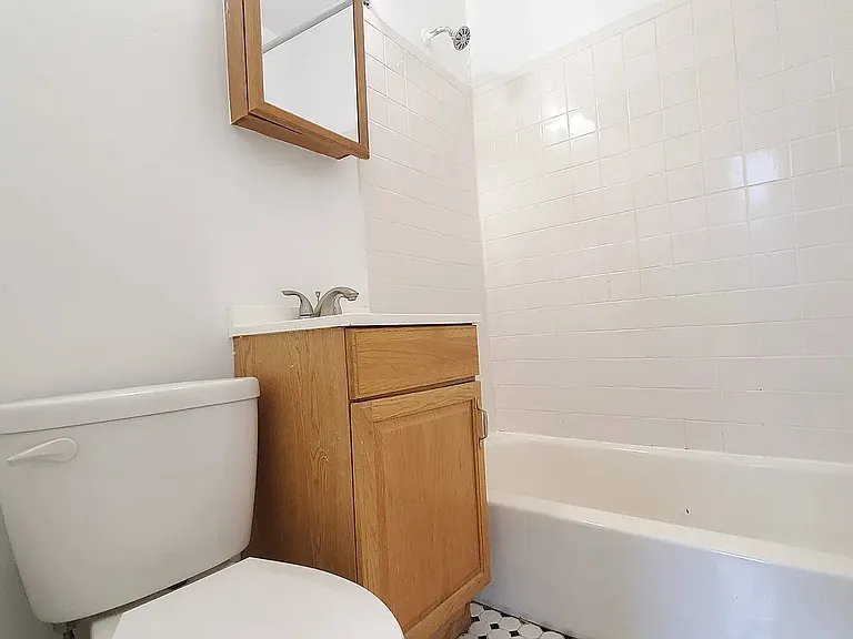 340A Lenox Ave #2B — Photo 3