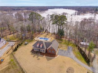 1233 Riverside Dr, Lanexa, VA 23089