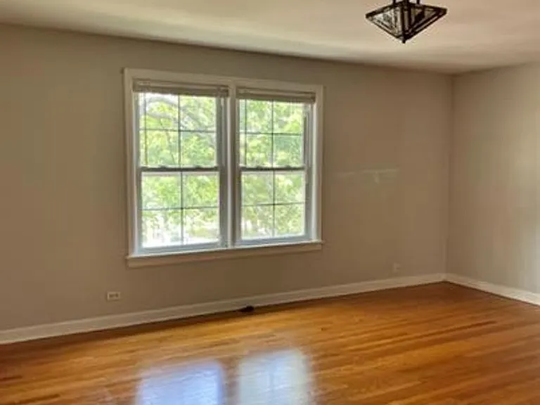 244 Elgin Ave #1 — Photo 9