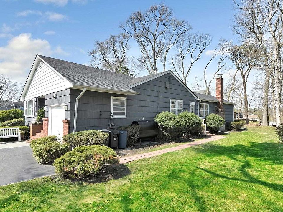 1st image of 134 Evergreen Ln