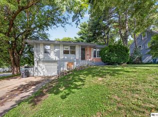 1508 N 94th St, Omaha, NE 68114