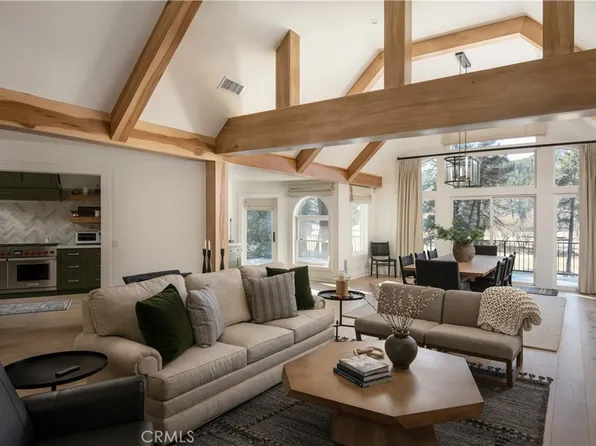 544 Golf Course Rd, Lake Arrowhead, CA 92352