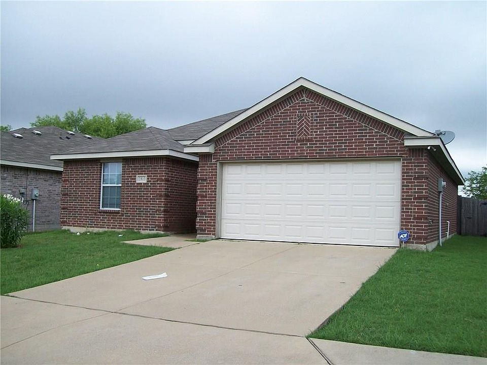 1st image of 2813 Lonesome Dove Ln