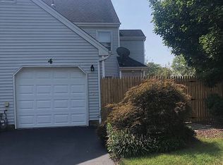 4 Lowell Ct, Freehold, NJ